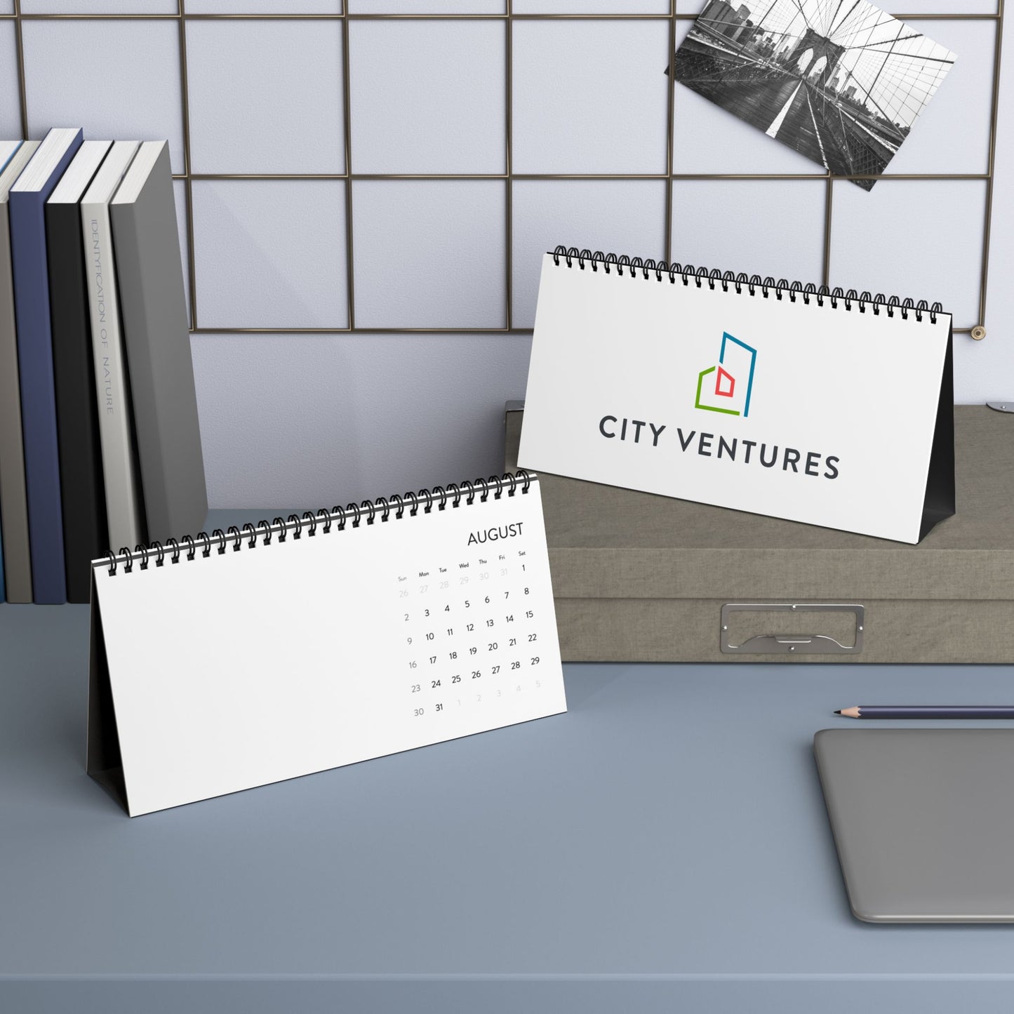 Desktop Calendar (2026 grid)